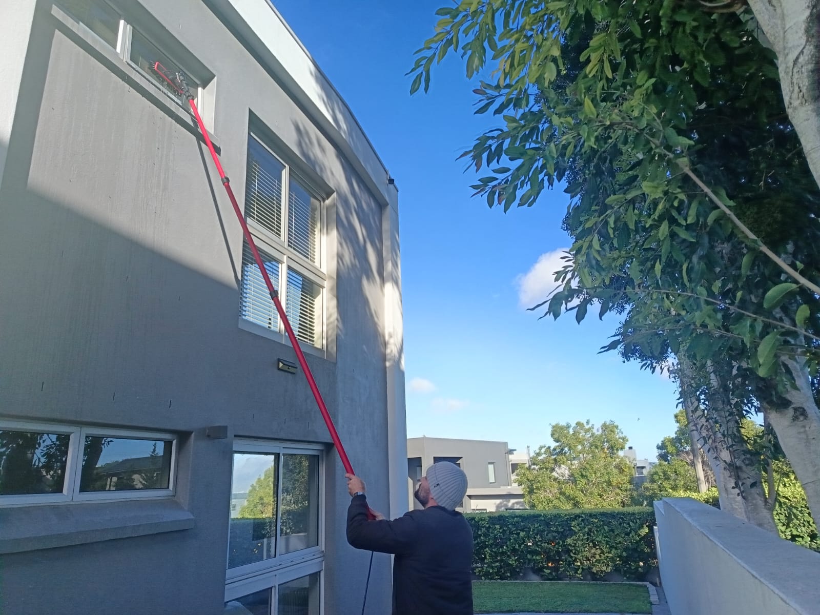 Pure water reverse osmosis window cleaning system